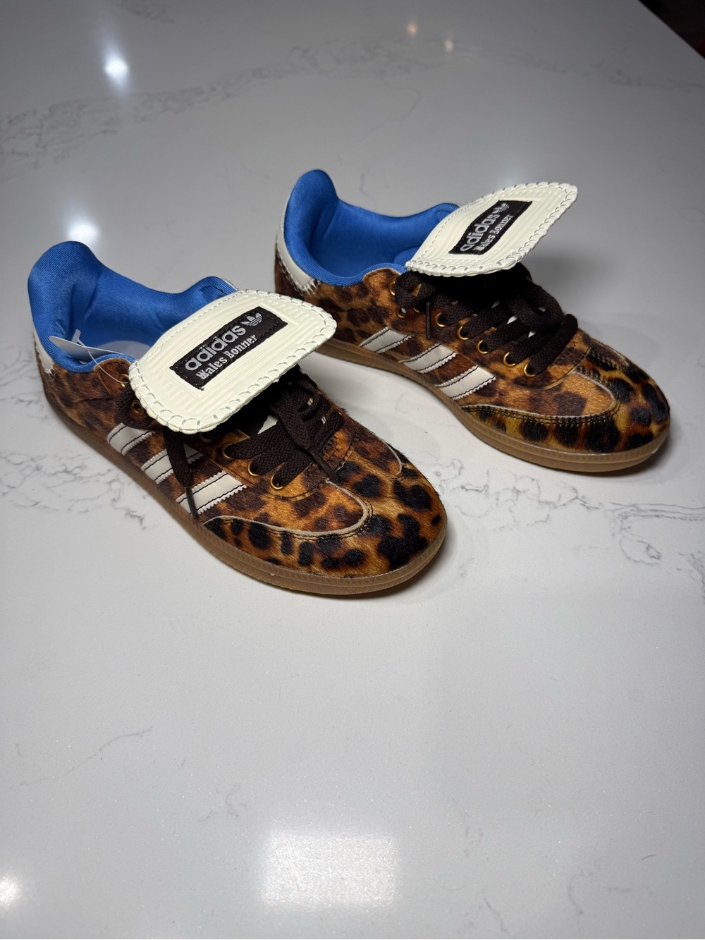 Leopard sneakers 37